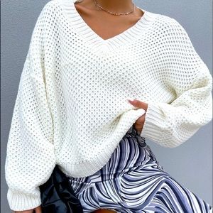 Solid V-neck drop shoulder sweater